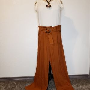 Wide leg regular high rise pants